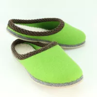 Filzpantoffel grün Größe 43