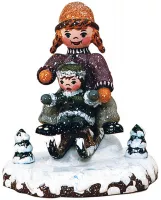 Hubrig Winterkinder Schlittenfahrerin